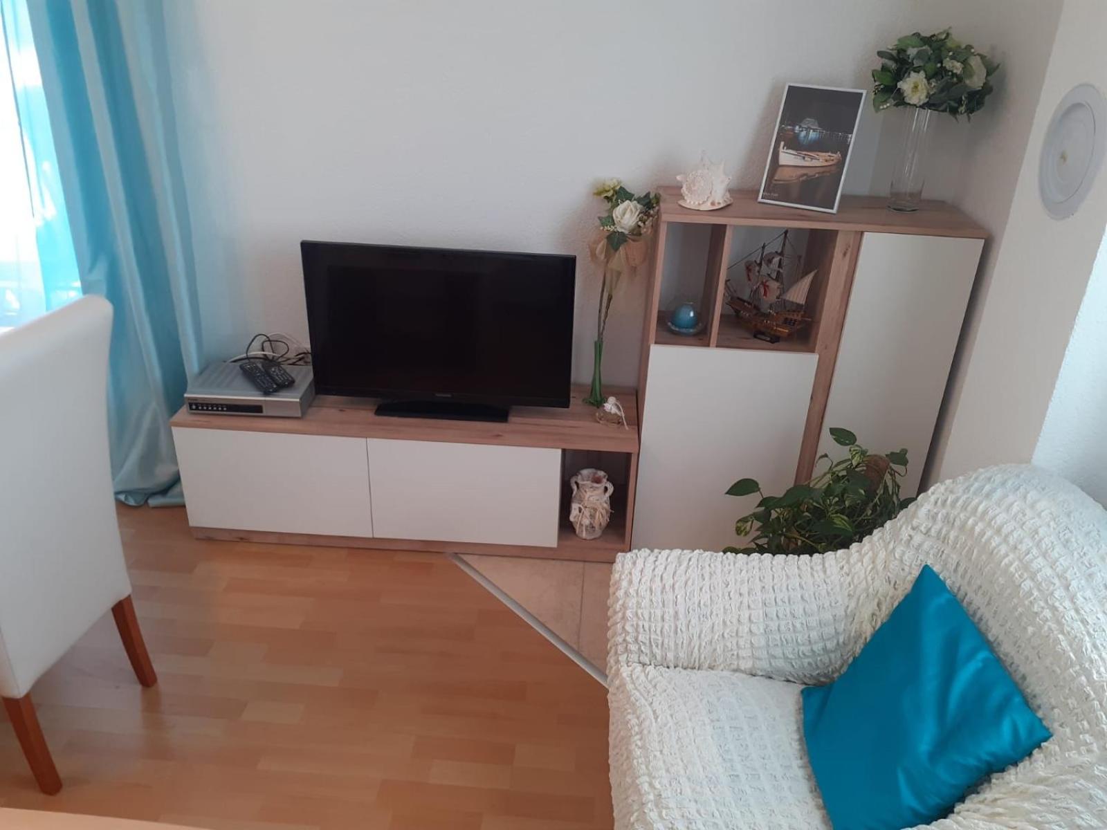 Apartments With A Parking Space Vodice - 13973 Bilik gambar
